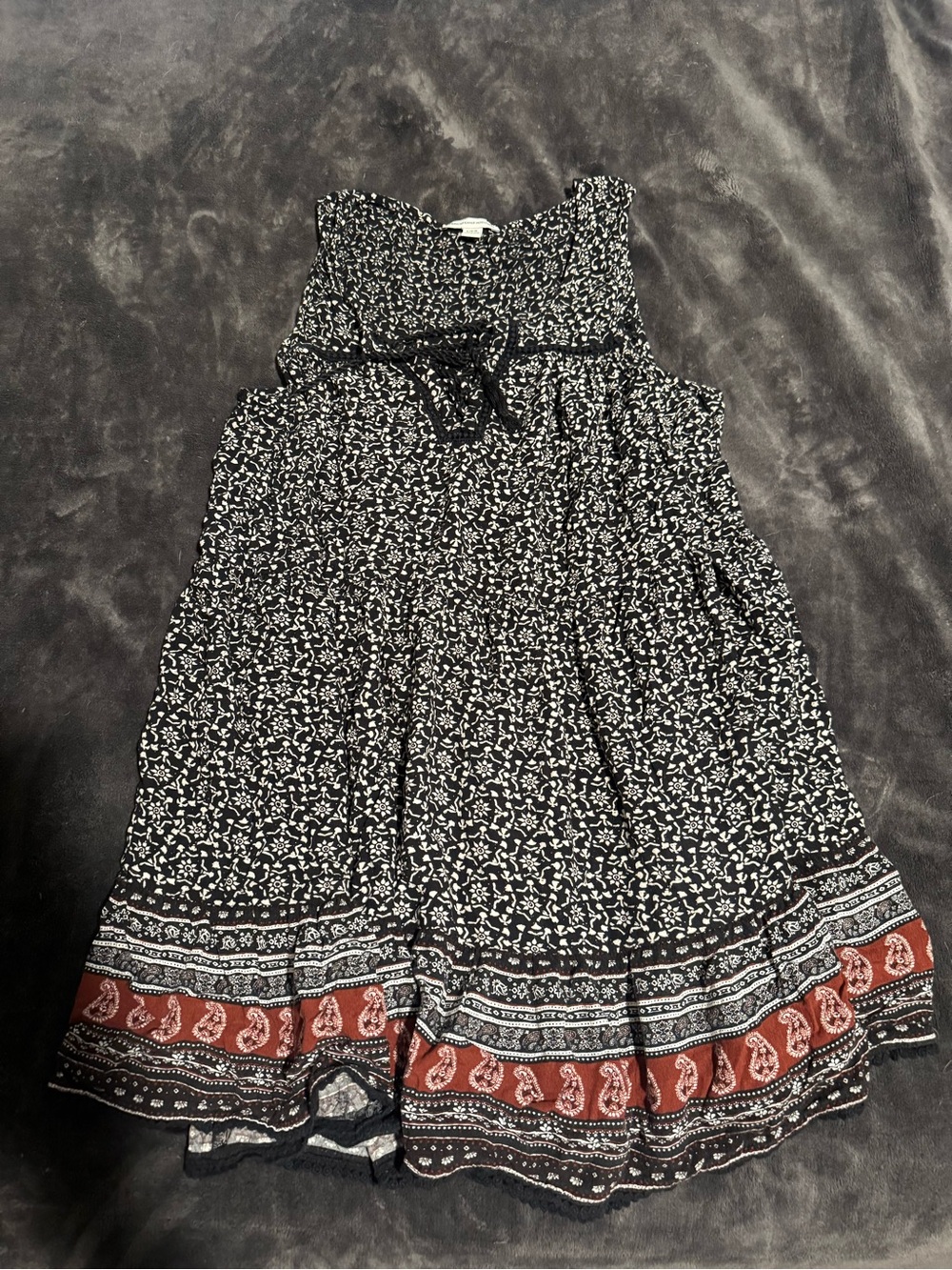 American Eagle Outfitters Black and Red Paisley Border Mini Dress